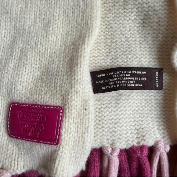 Coach pink and cream stripe lambs wool knit scarf - Picture 3 of 4